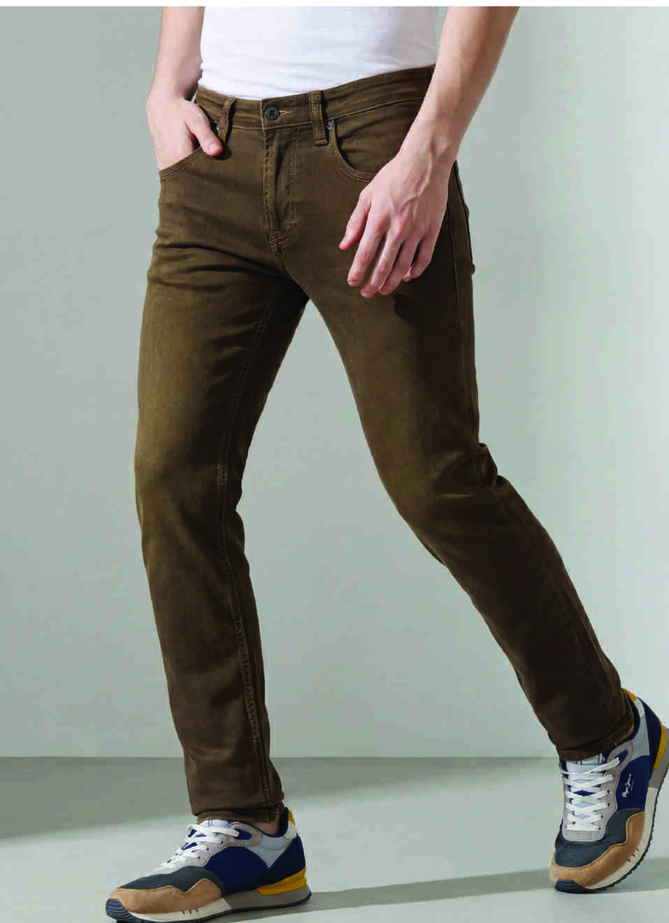 Men Brown Low Rise Slim Fit Stretchable Jeans, , large image number 0