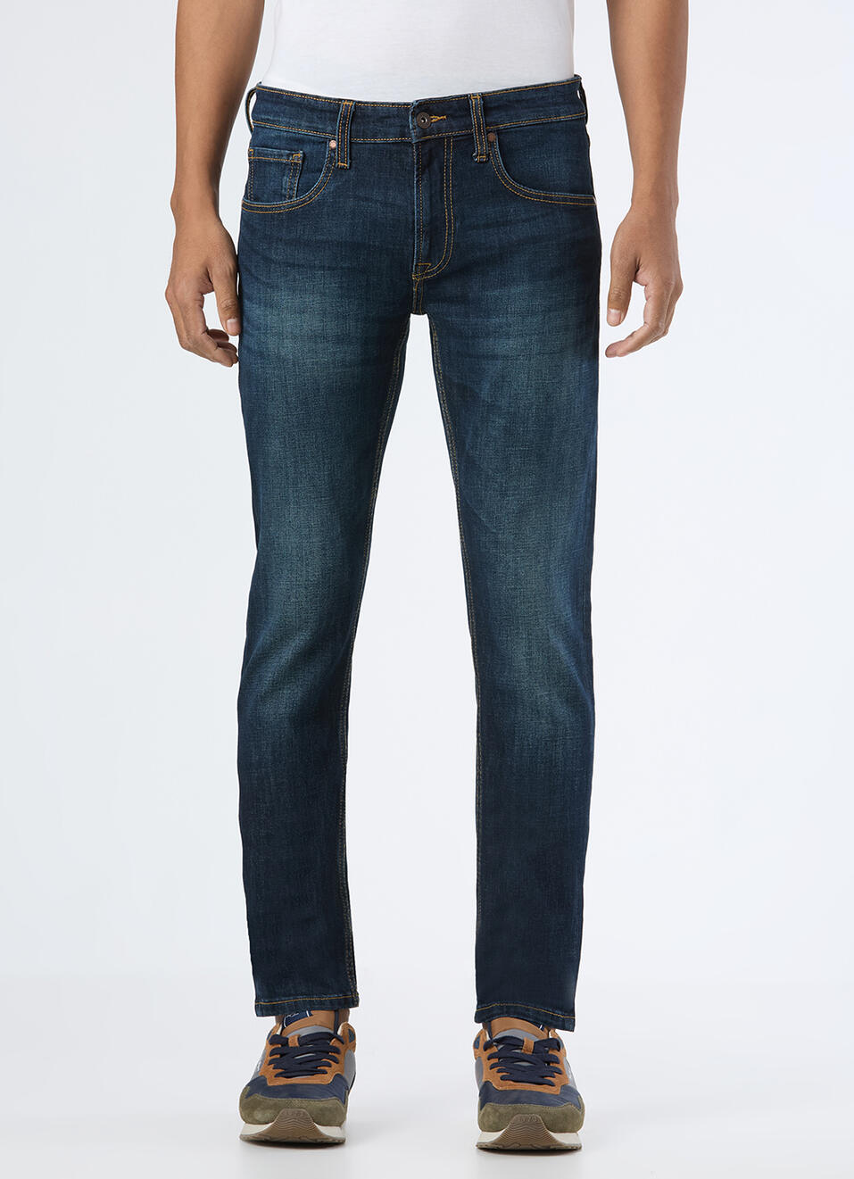 Men Dark Blue Faded Low Rise Slim Fit Stretchable Jeans, , large image number 5