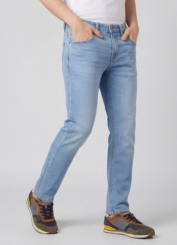Men Light Blue Low Rise Slim Fit Tapered Stretchable Jeans