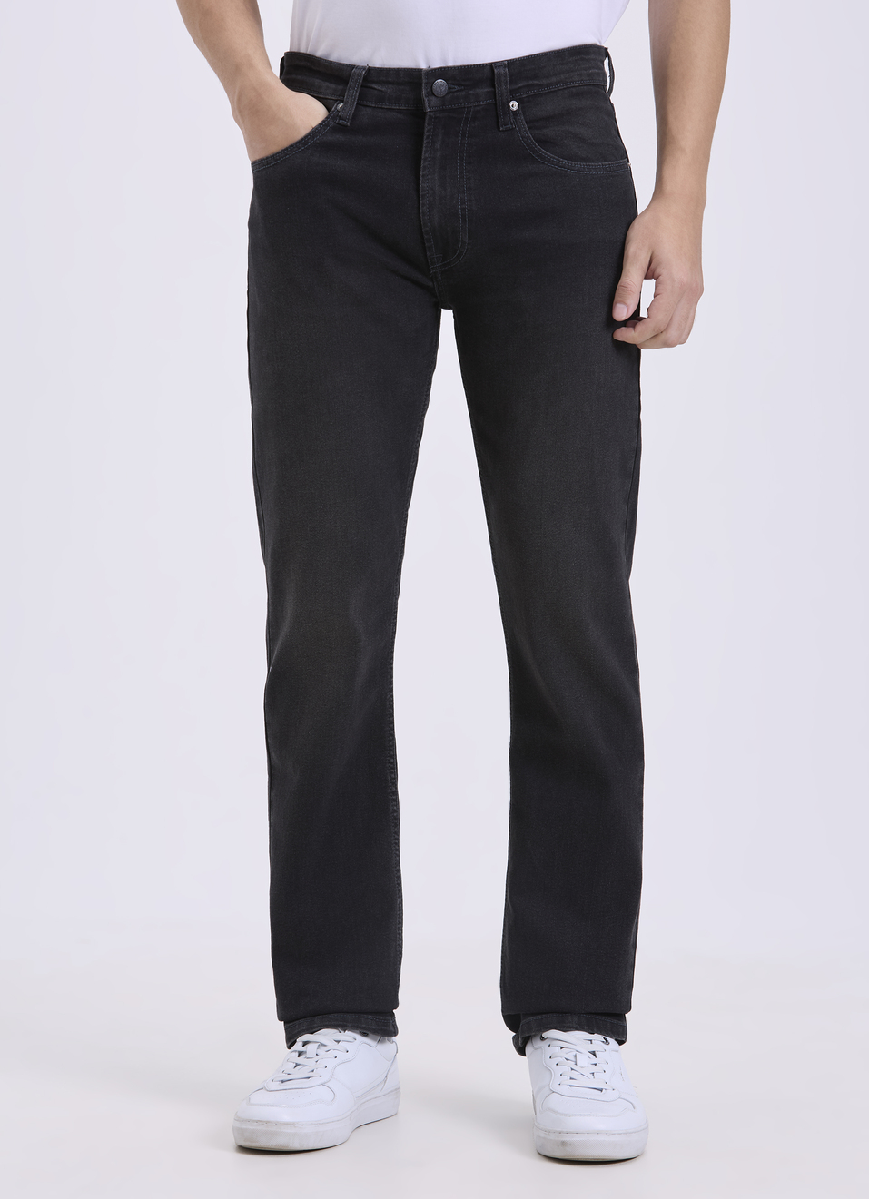 Men Tinted Black Straight Fit Clean Look Stretch Jeans, , large image number 1