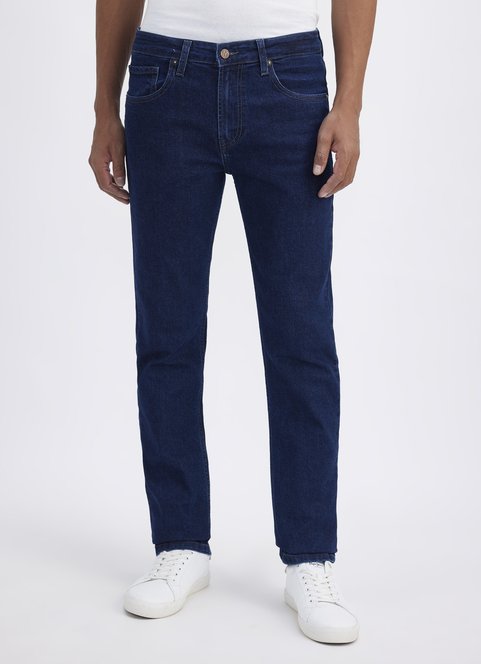 Men Dark Blue Stretch Straight Fit Mid Rise Jeans, , large image number 1