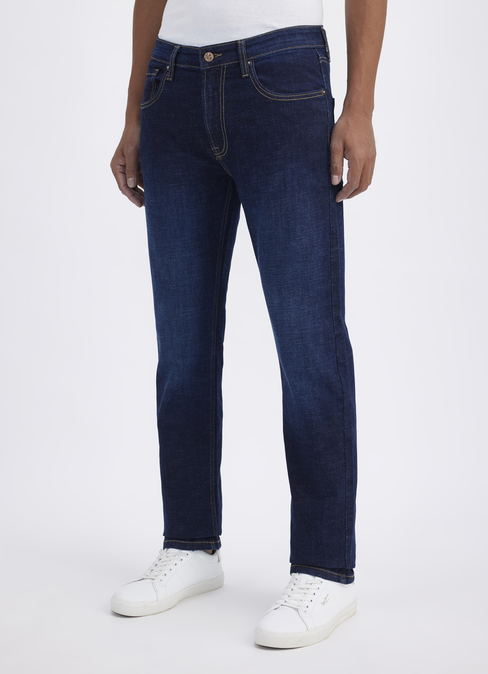 Men Blue Straight Fit Stretch Mid Rise Jeans, , large image number 3