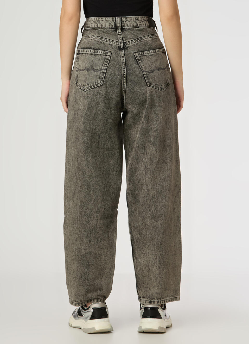 Women Grey High Rise Barrel Fit Jeans, , large image number 2