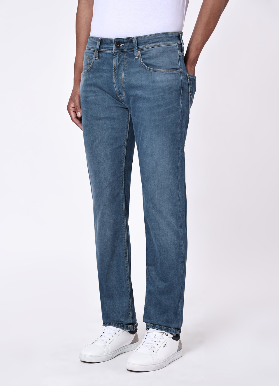 Men Blue Mid Rise Stretchable Straight Leg Jeans, , large image number 3