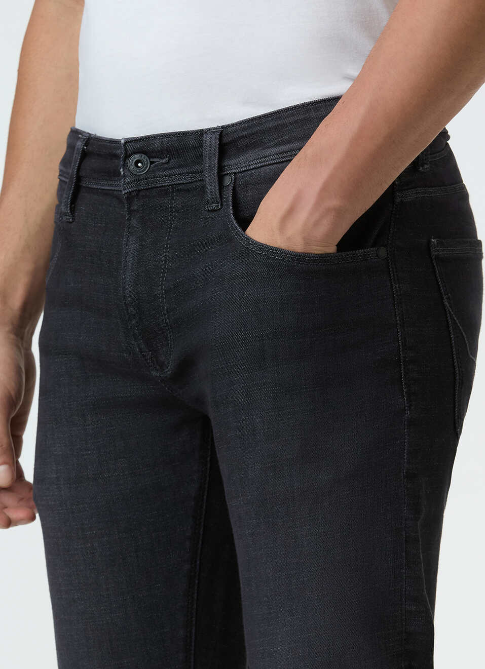 Men Black Mid Rise Slim Fit Stretchable Jeans, , large image number 2