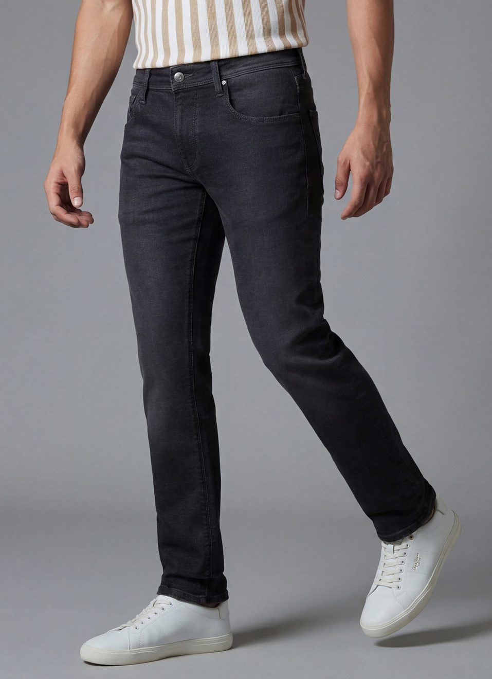 Men Black Mid Rise Slim Fit Stretchable Jeans, , large image number 0