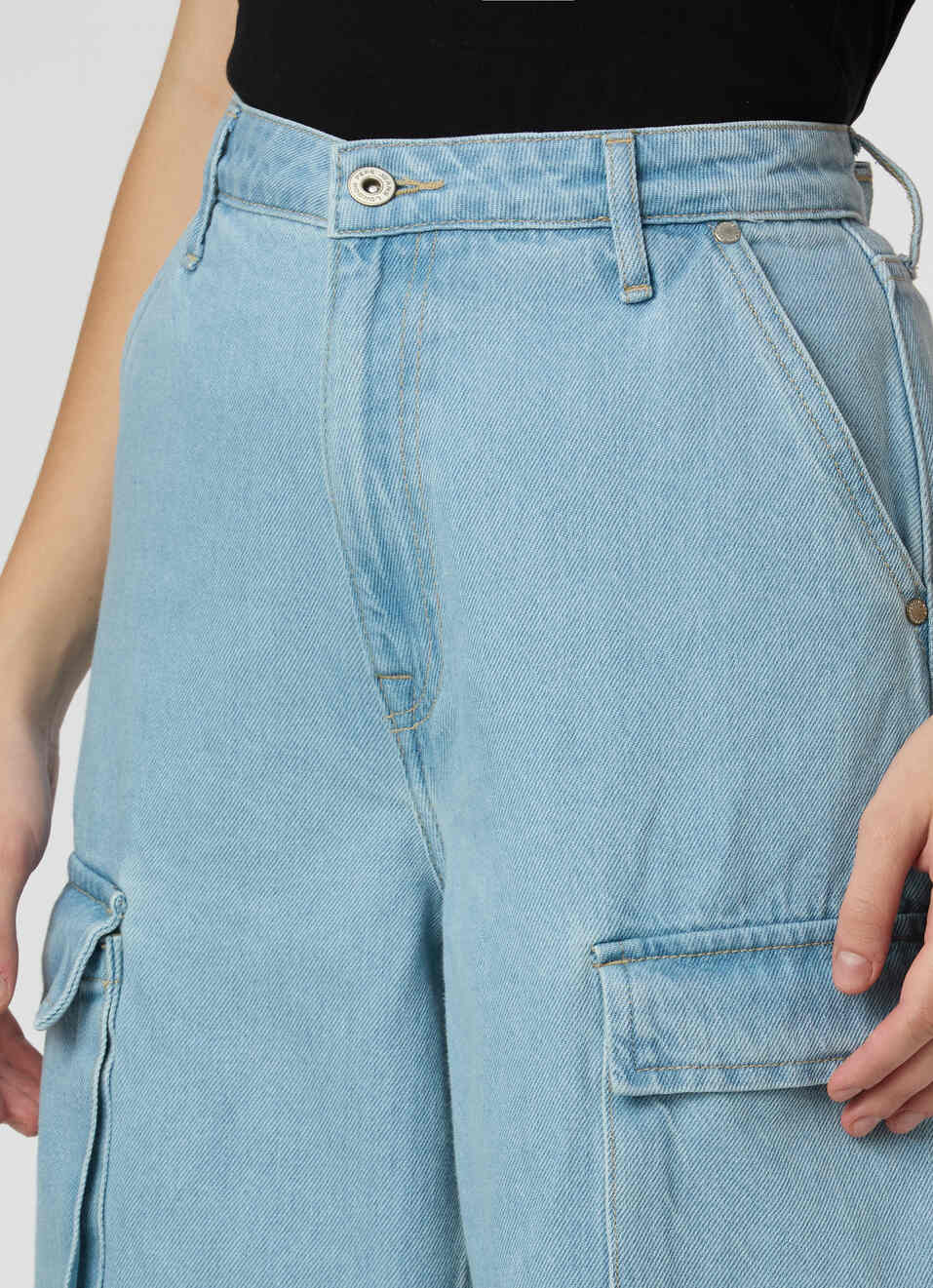 Women Light Blue High Rise Cargo Jeans, , large image number 4