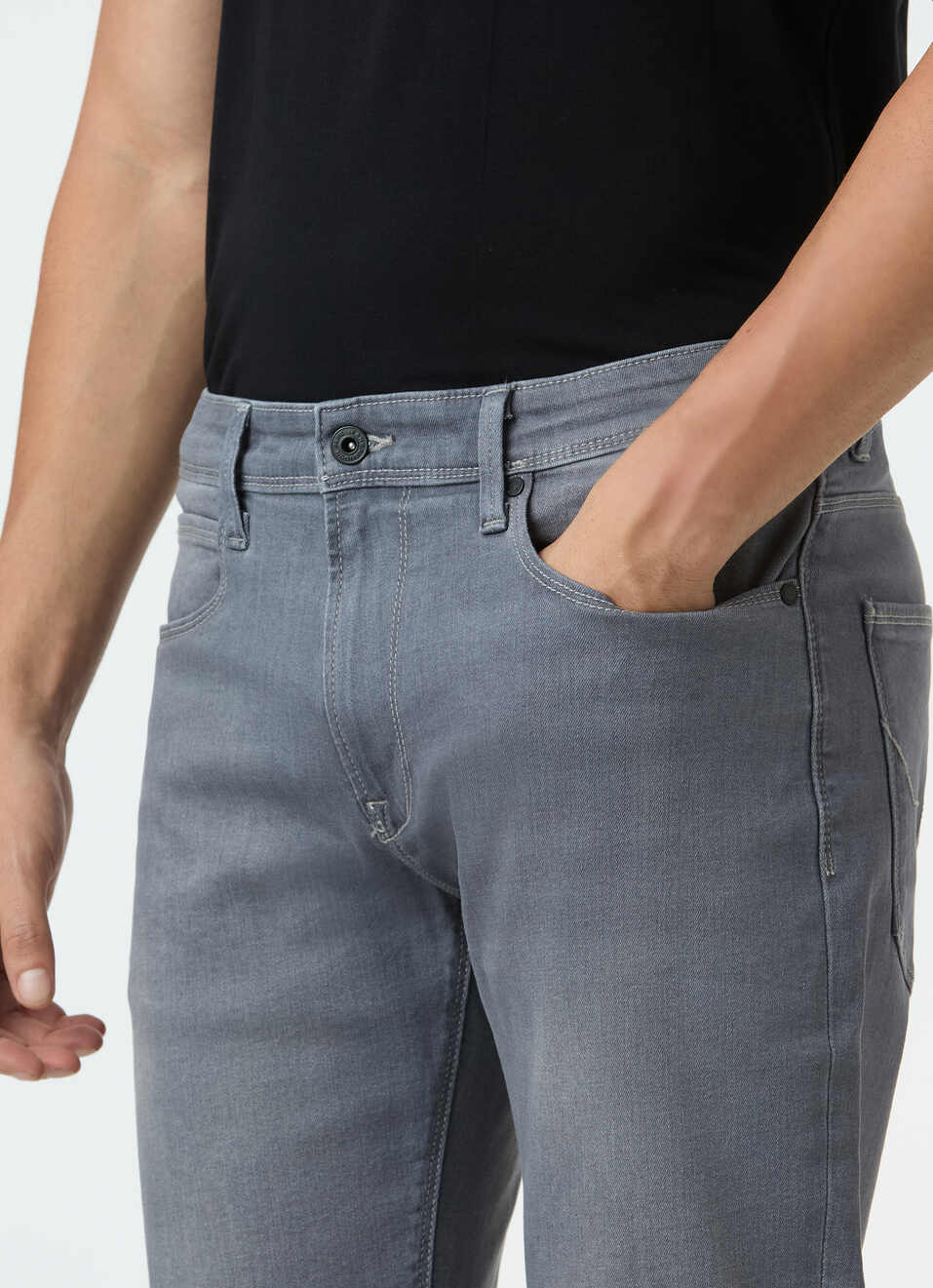 Men Grey Mid Rise Straight Fit Powerflex Jeans, , large image number 4