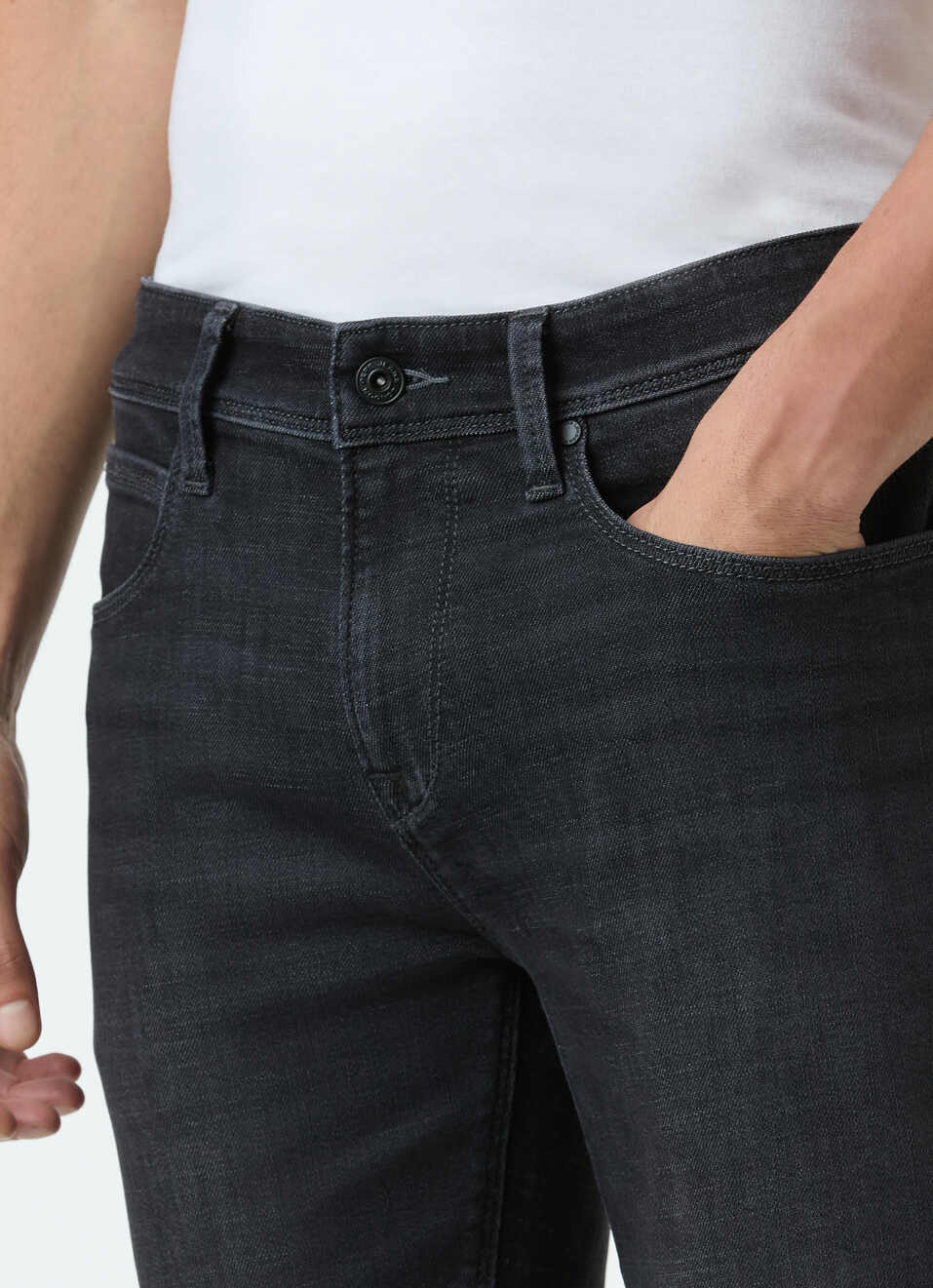 Men Black Skinny Fit Ankle-length Powerflex Jeans, , large image number 4