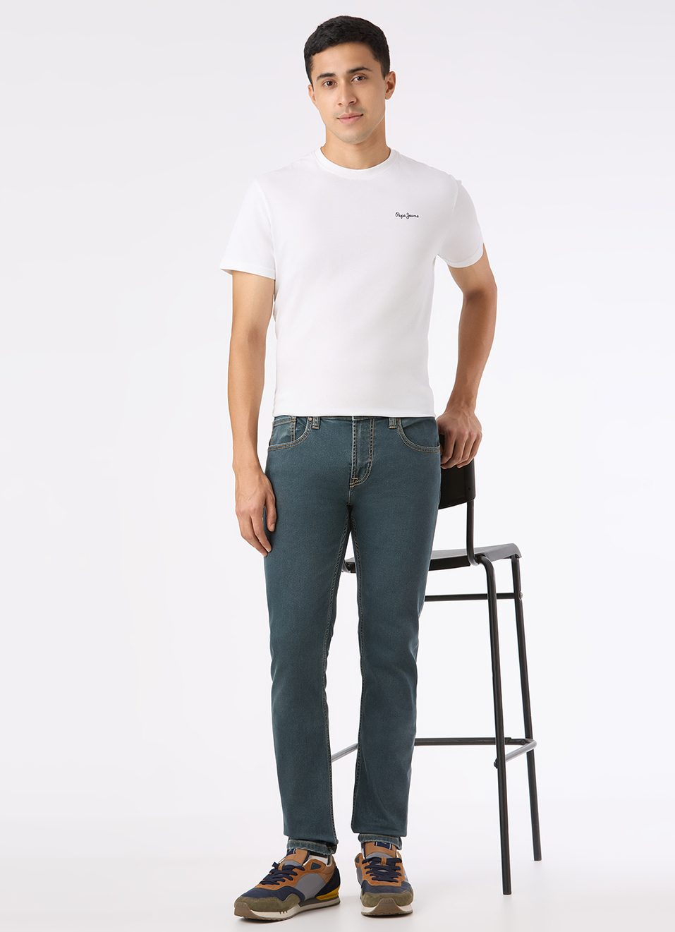 Men Blue Low Rise Slim Fit Stretchable Jeans, , large image number 1