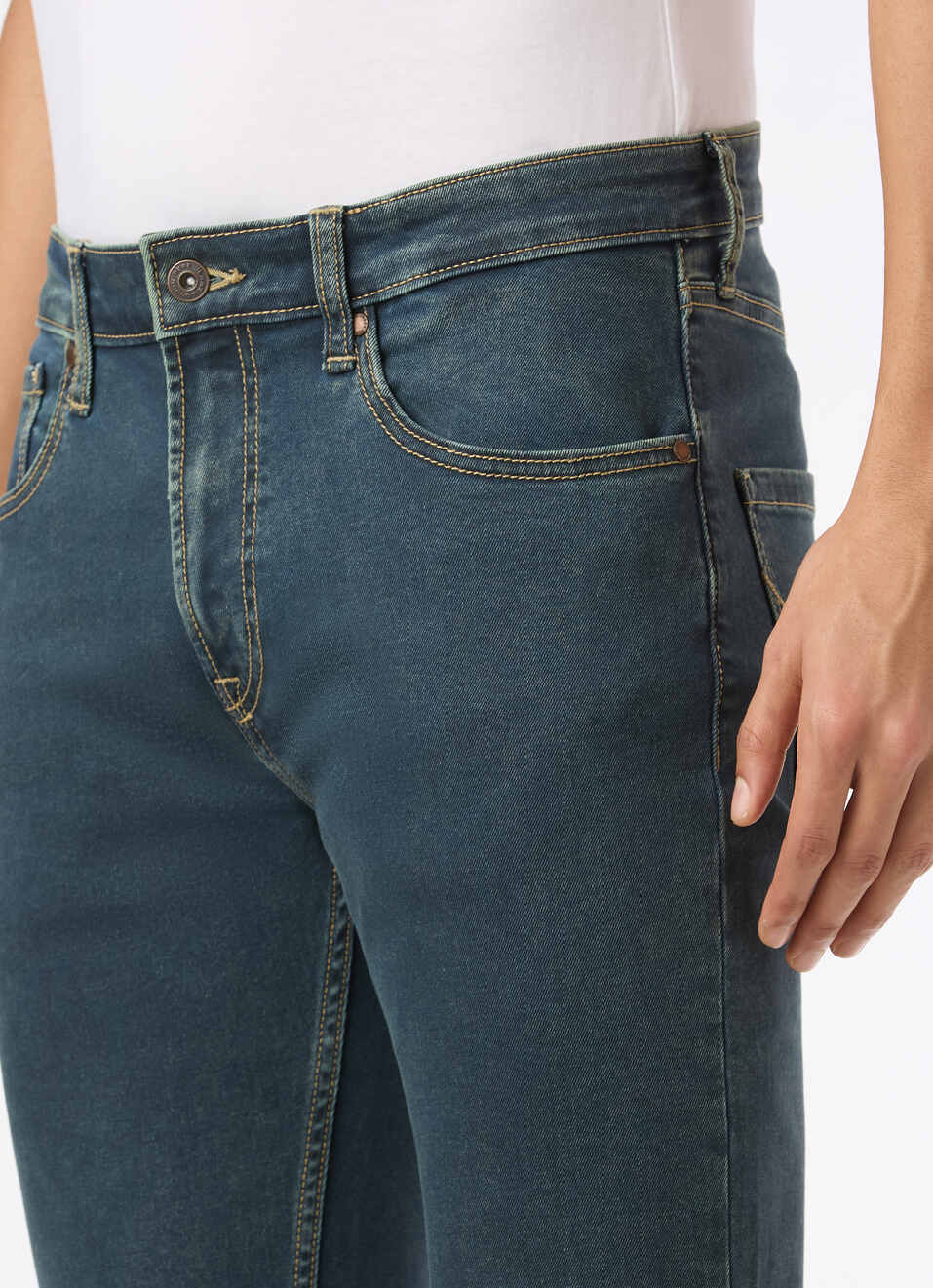 Men Blue Mid Rise Straight Fit Stretchable Jeans, , large image number 4