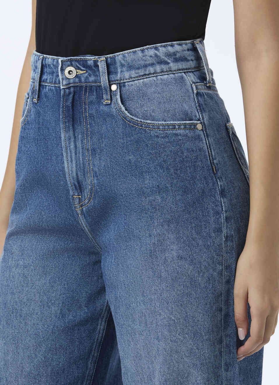 Women Blue High Rise Barrel Fit Tapered Leg Jeans, , large image number 4