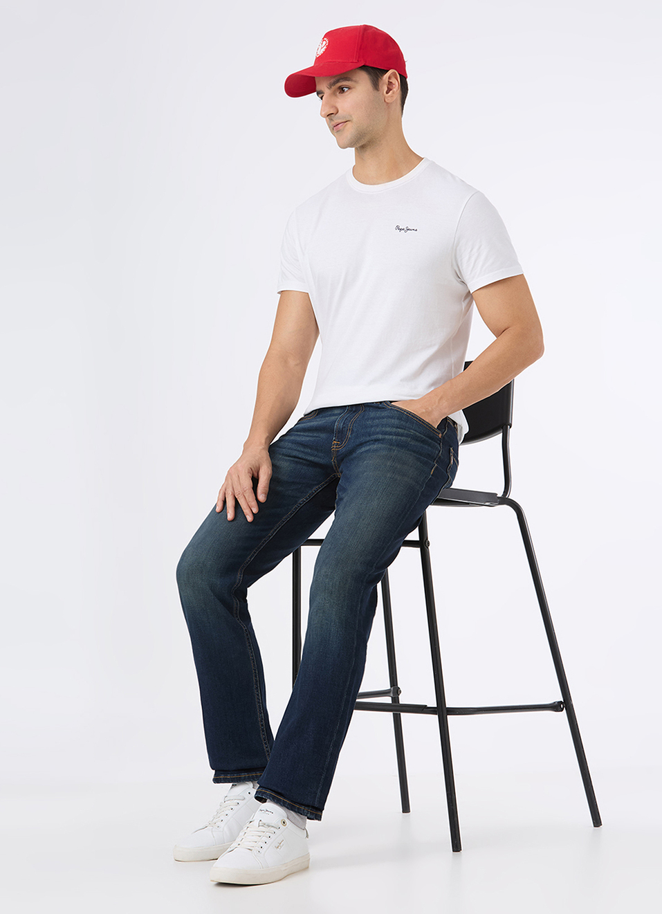 Men Tinted Blue Mid Rise Straight Fit Jeans, , large image number 1