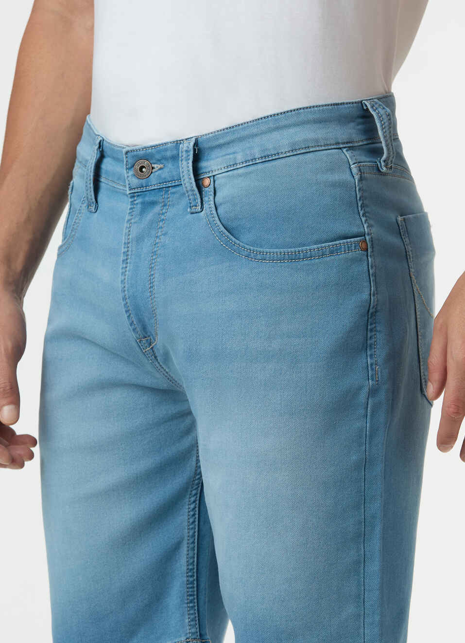 Men Blue Mid Rise Denim Shorts, , large image number 4