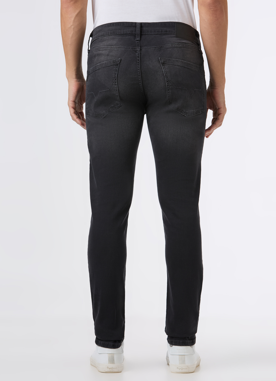 Men Washed Black Slim Fit Tapered Stretchable Jeans, , large image number 2