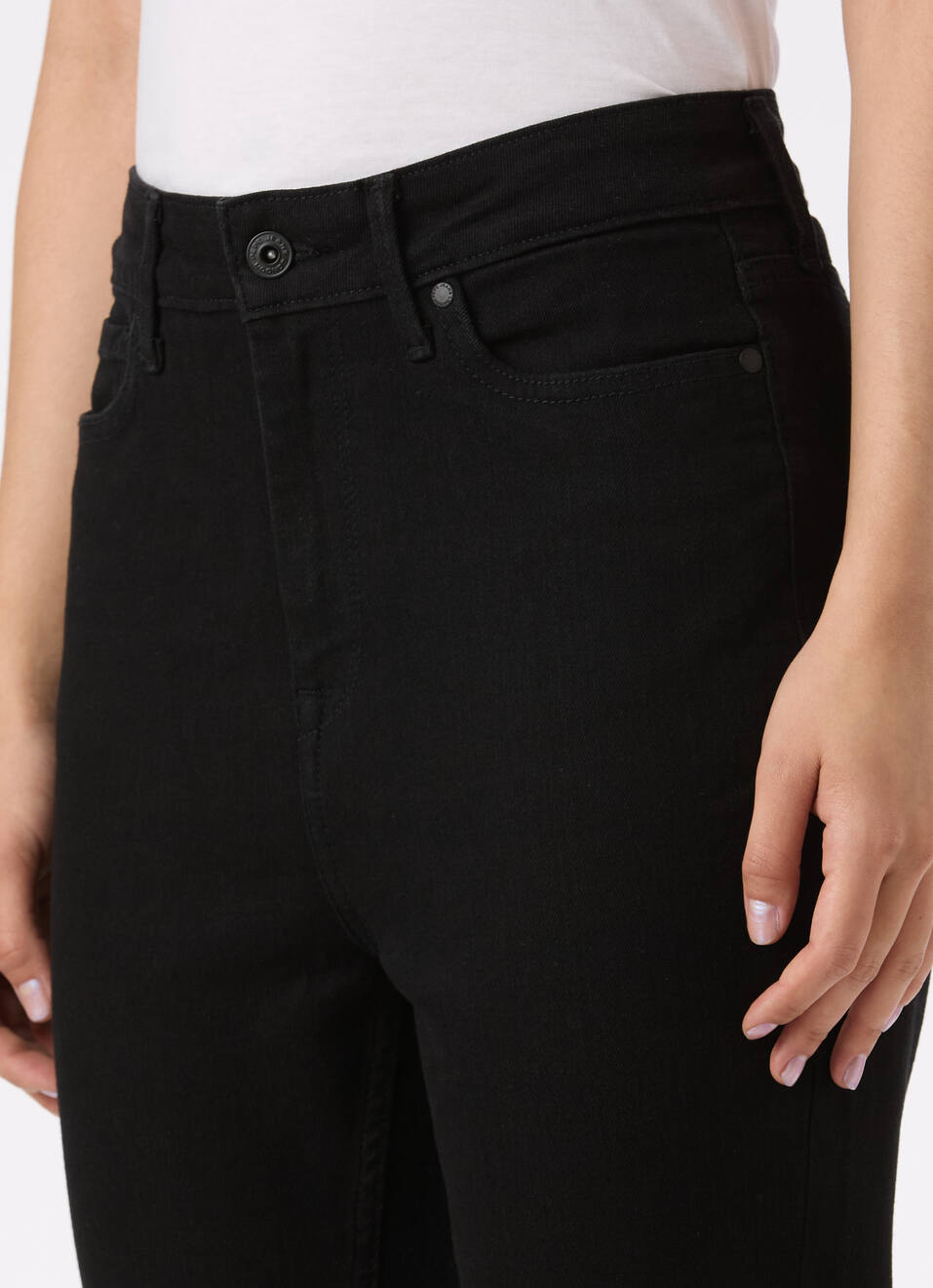 Women Black High Rise Skinny Fit Stretchable Jeans, , large image number 4