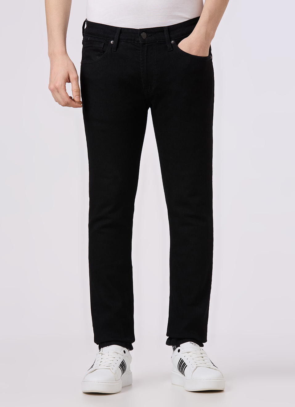 Men Black Slim Fit Low Rise Powerflex Jeans, , large image number 2