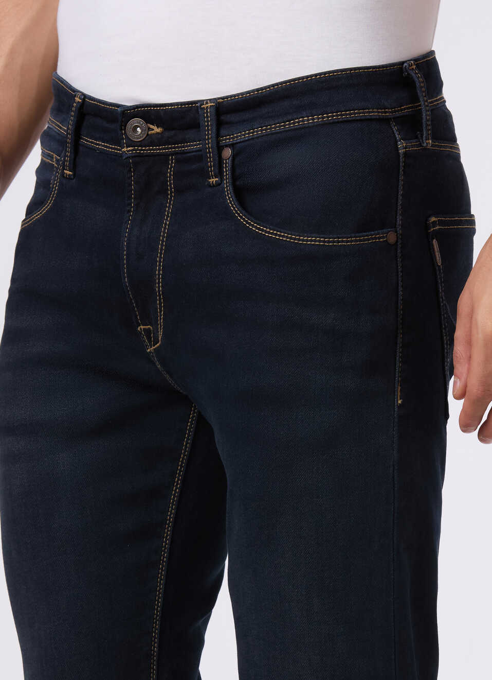 Men Dark Blue Mid Rise Slim Fit Stretchable Jeans, , large image number 4