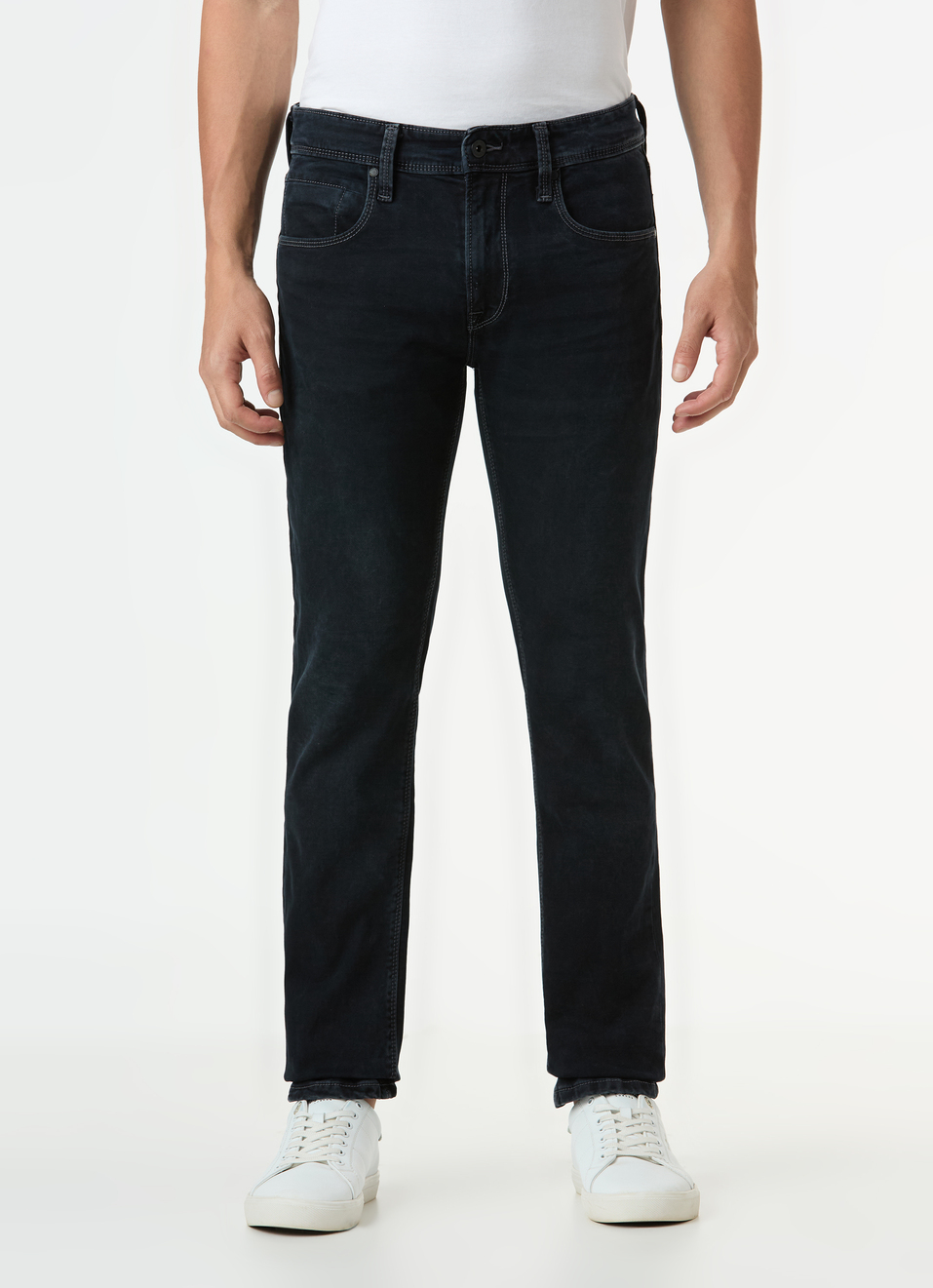 Men Black Low Rise Slim Fit Tapered Jeans, , large image number 1