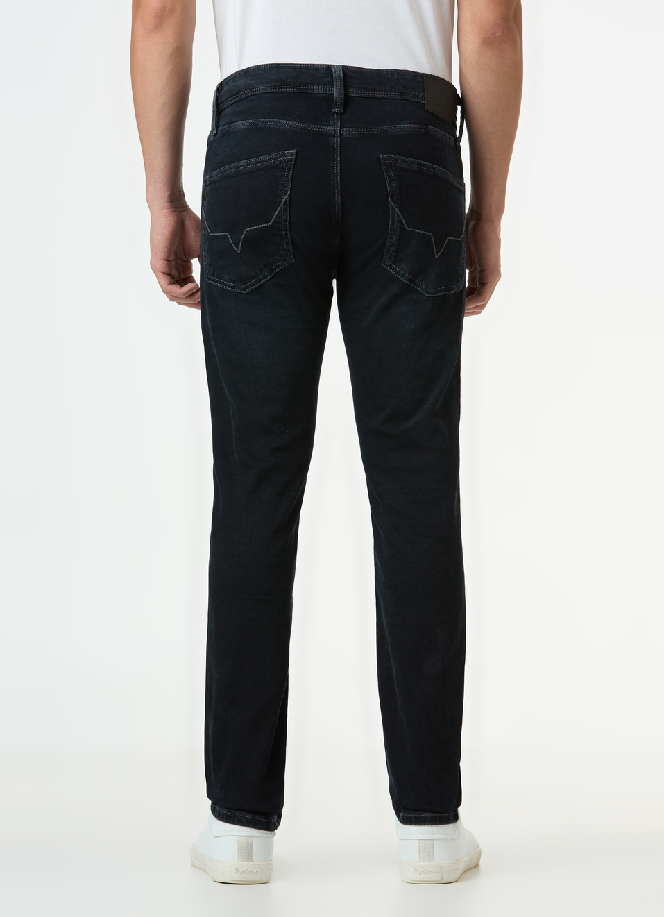 Men Black Low Rise Slim Fit Tapered Jeans, , large image number 2