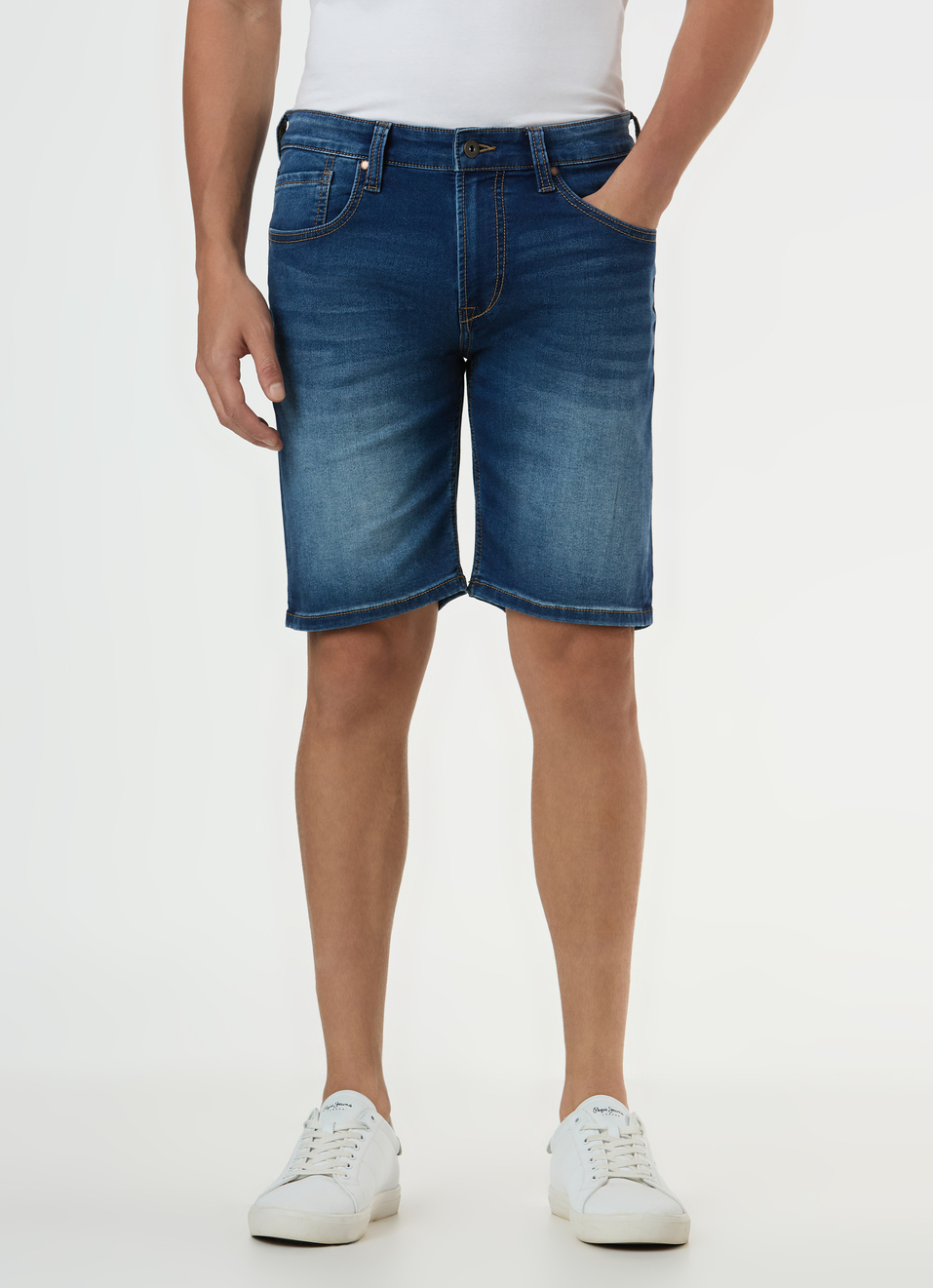 Men Blue Mid Rise Denim Shorts, , large image number 1