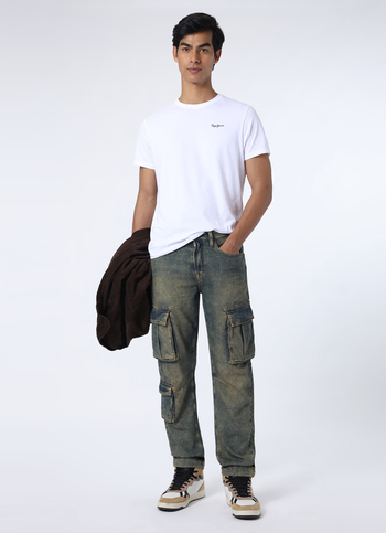 Men Green Mid Rise Straight Fit Cargo Jeans With Multi-pocket Utility