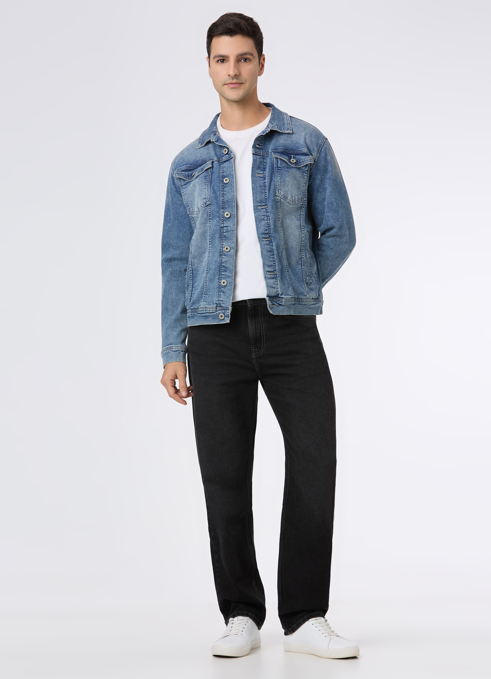 Men Black Mid Rise Baggy Fit Tapered Jeans, , large image number 0