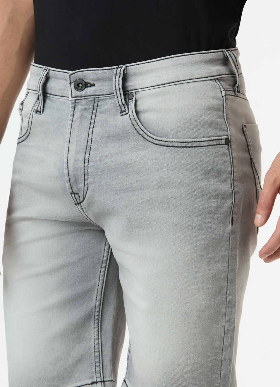 Men Grey Mid Rise Denim Shorts, , large image number 4