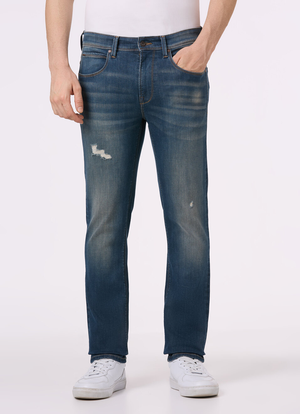 Men Blue Mid Rise Slim Fit Distressed Powerflex Jeans, , large image number 1