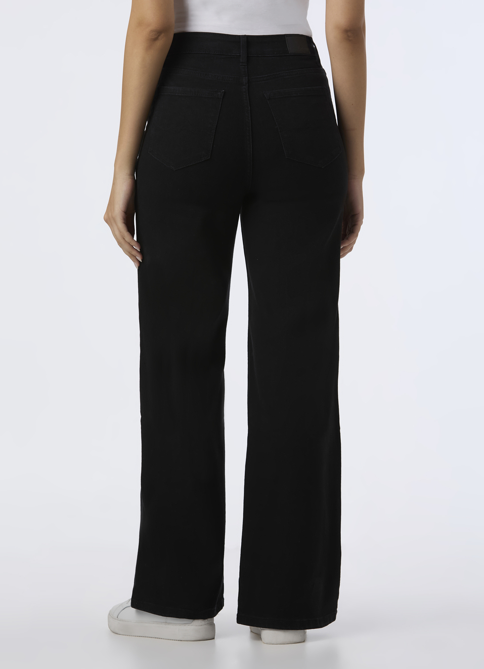 Women Black High Rise Wide Leg Stretchable Jeans, , large image number 2