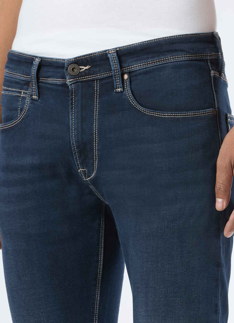 Men Blue Low Rise Slim Fit Tapered Jeans Stretchable Jeans, , large image number 4