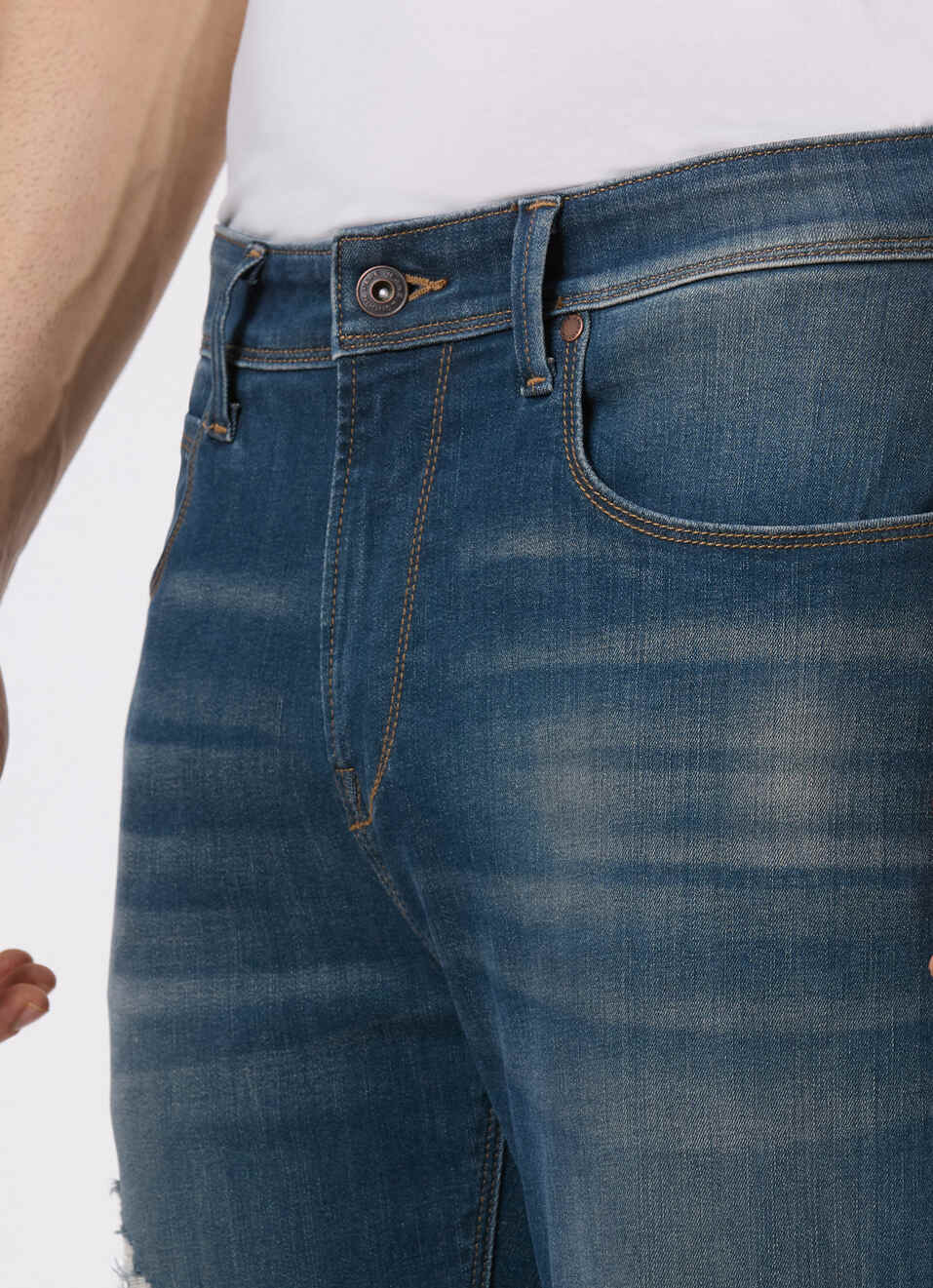 Men Blue Distressed Straight Fit Stretchable Jeans, , large image number 4
