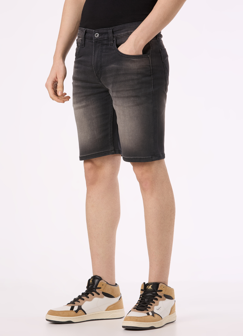 Men Black Washed Denim Short, , large image number 3