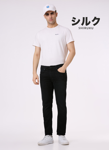 Men Black Low Rise Slim Fit Tapered Jeans