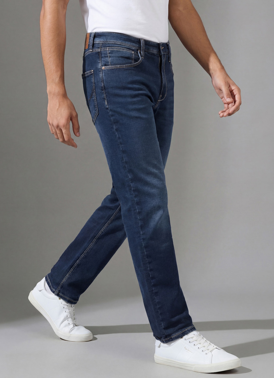 Men Blue Mid Rise Straight Fit Jeans, , large image number 0