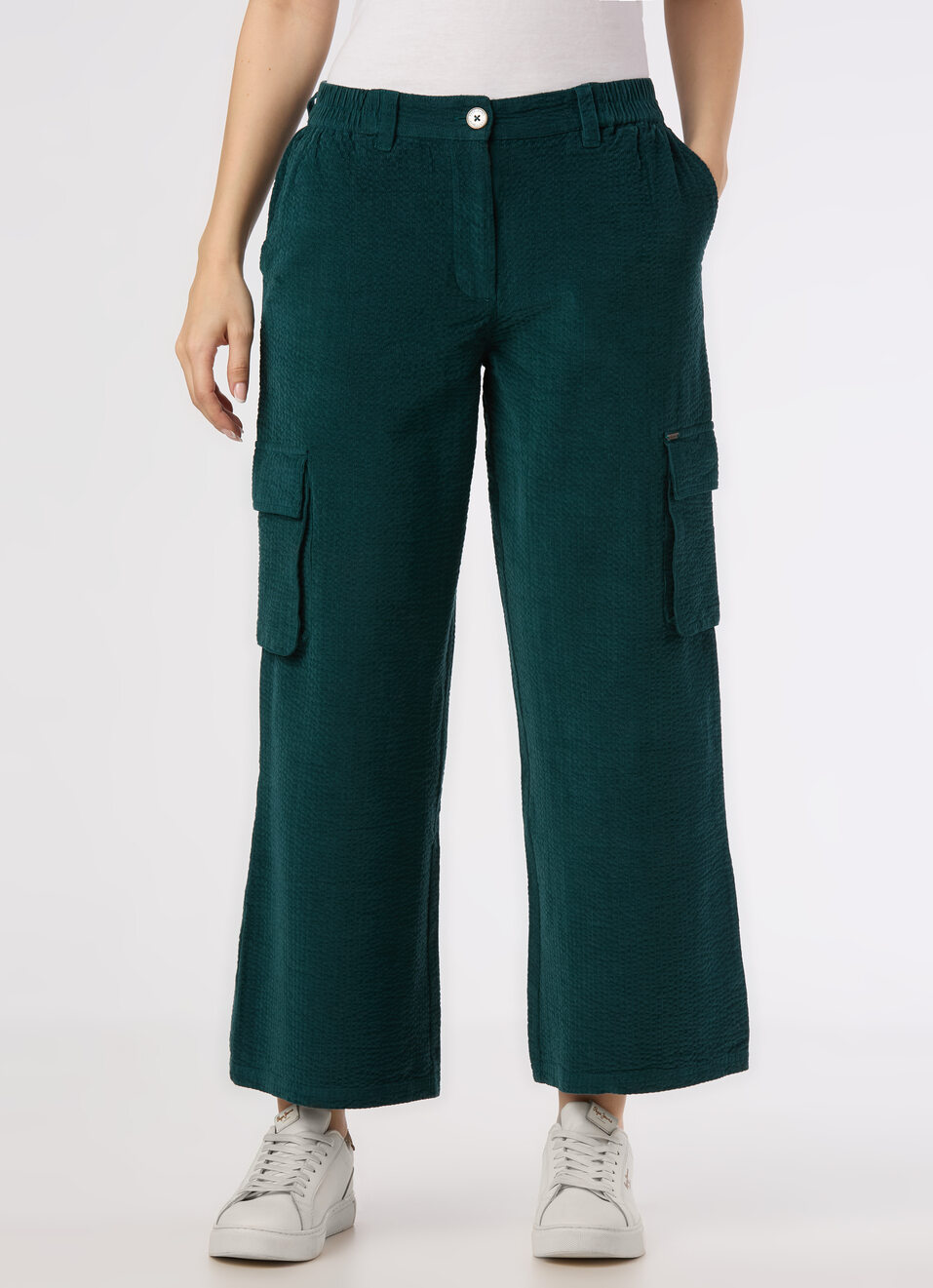 Women Green Mid Rise Relax Fit Cargo Pants, , large image number 1