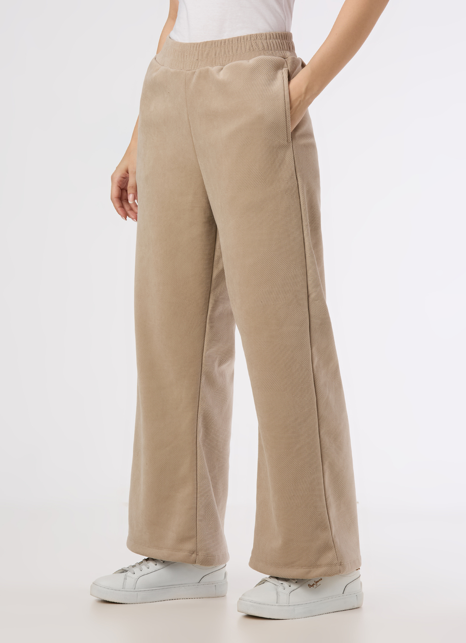 Women Beige Mid Rise Relax Fit Wide Leg Corduroy Pant, , large image number 3