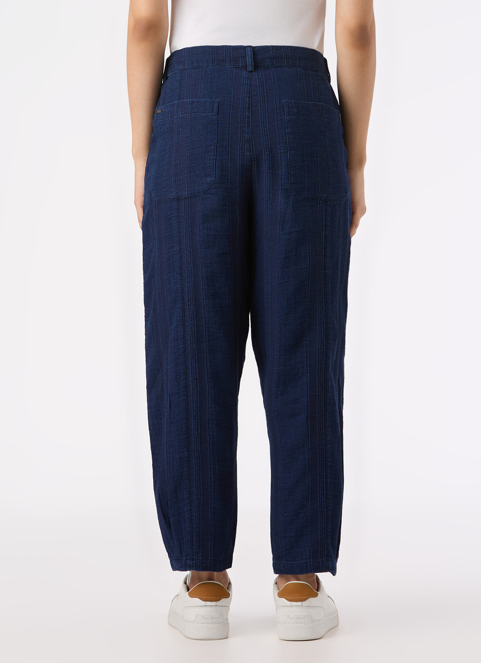 Women Blue High Rise Relaxed Fit Tapered Leg Textured Pant, , large image number 2