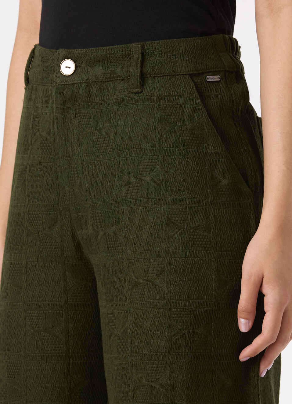 Women Green Mid Rise Wide Leg Textured Pant, , large image number 4