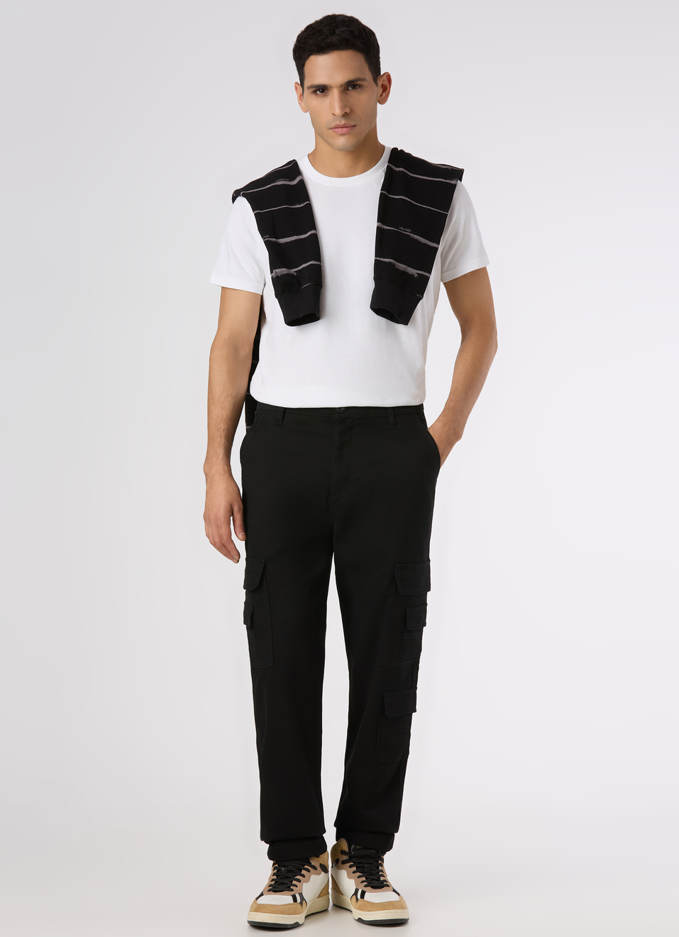 Men Black Multi Pocket Utility Design Cargo Pants, , large image number 0