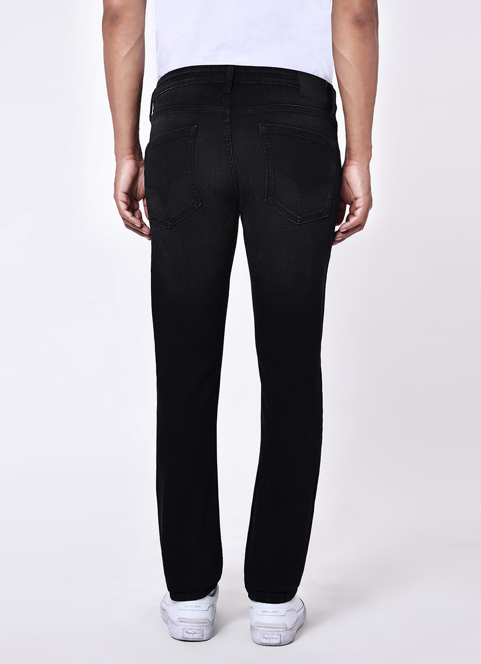 Men Black Mid Rise Slim Fit Stretchable Jeans, , large image number 3