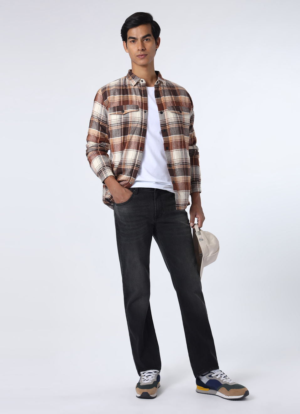 Men Black Mid Rise Straight Fit Jeans, , large image number 0