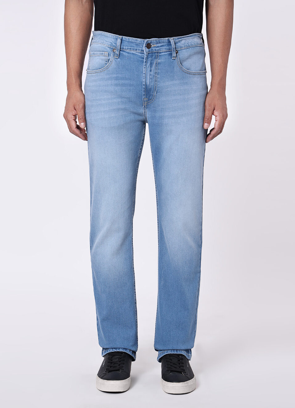 Men Light Blue Mid Rise Stretchable Straight Leg Jeans, , large image number 2