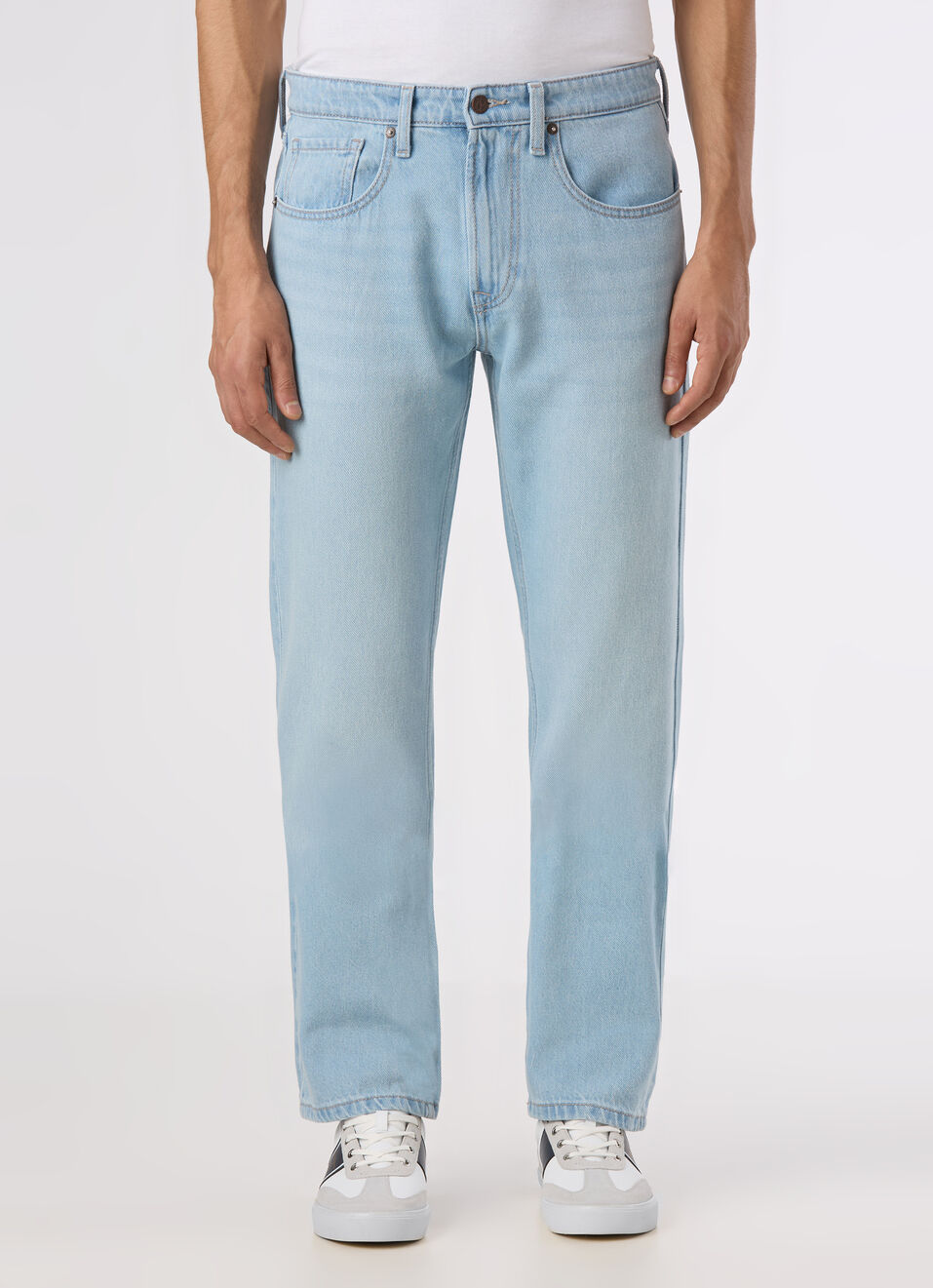 Men Light Blue Mid Rise Straight Fit Jeans, , large image number 1