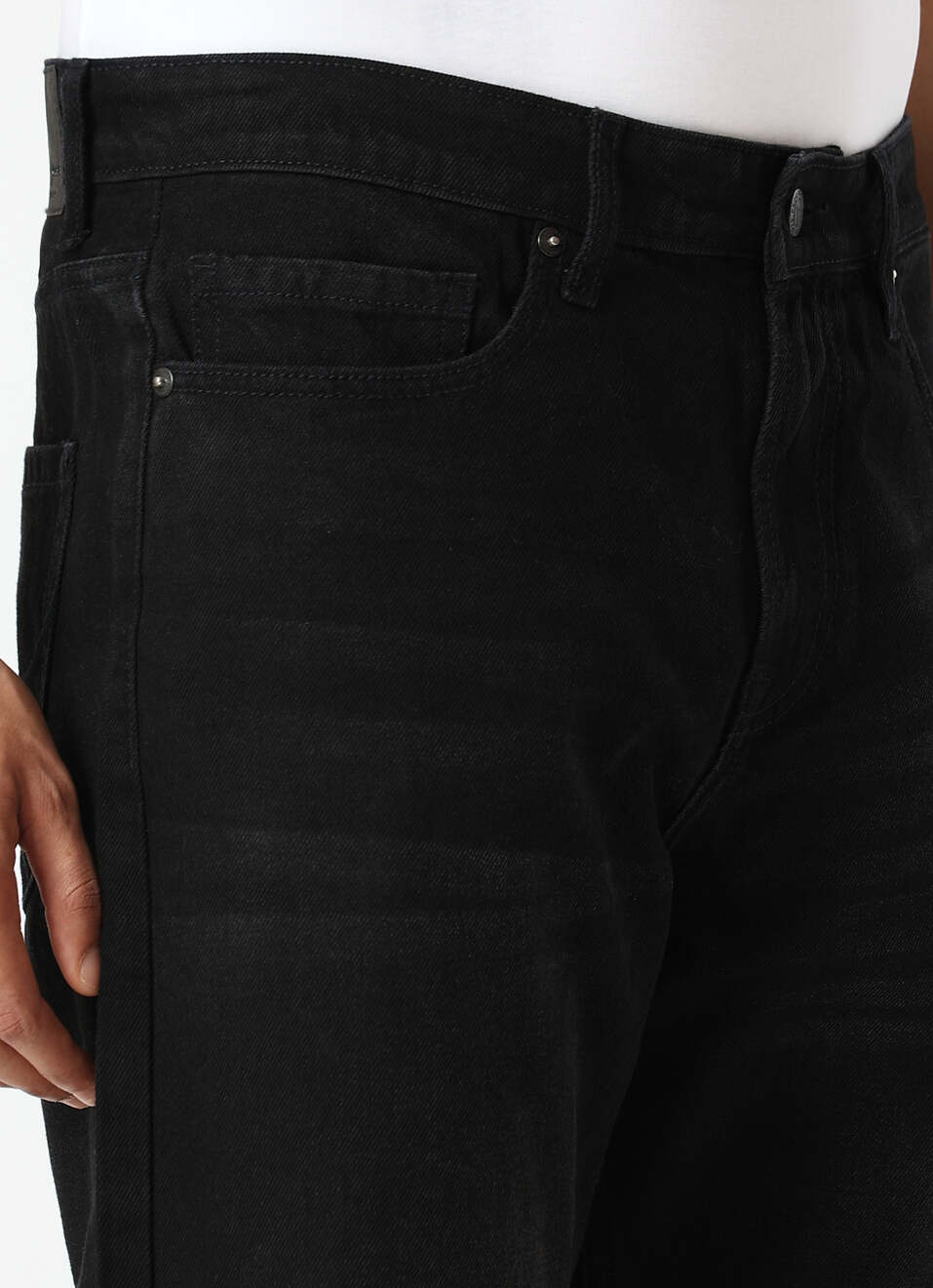 Men Black Baggy Fit Mid Rise Tapered Jeans, , large image number 4