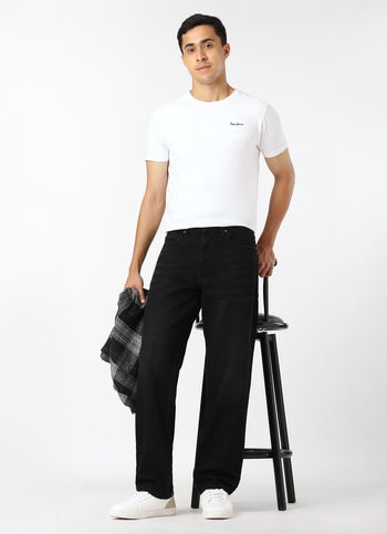 Men Black Baggy Fit Mid Rise Tapered Jeans