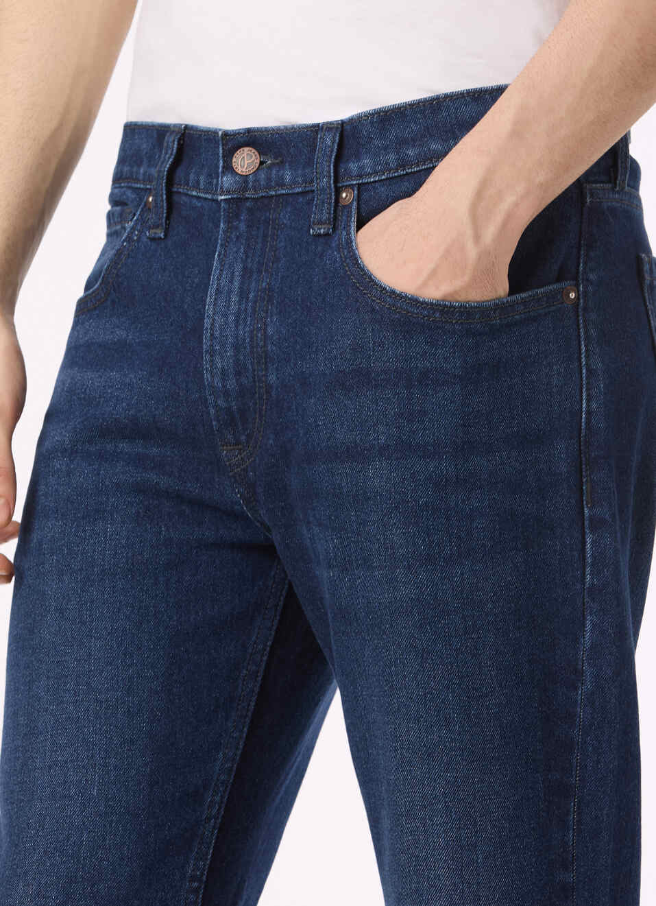 Men Dark Indigo Mid Rise Bootcut Stretchable Jeans, , large image number 4