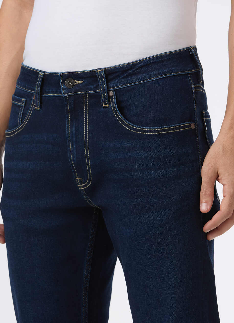 Men Blue Mid Rise Bootcut Stretchable Jeans, , large image number 4