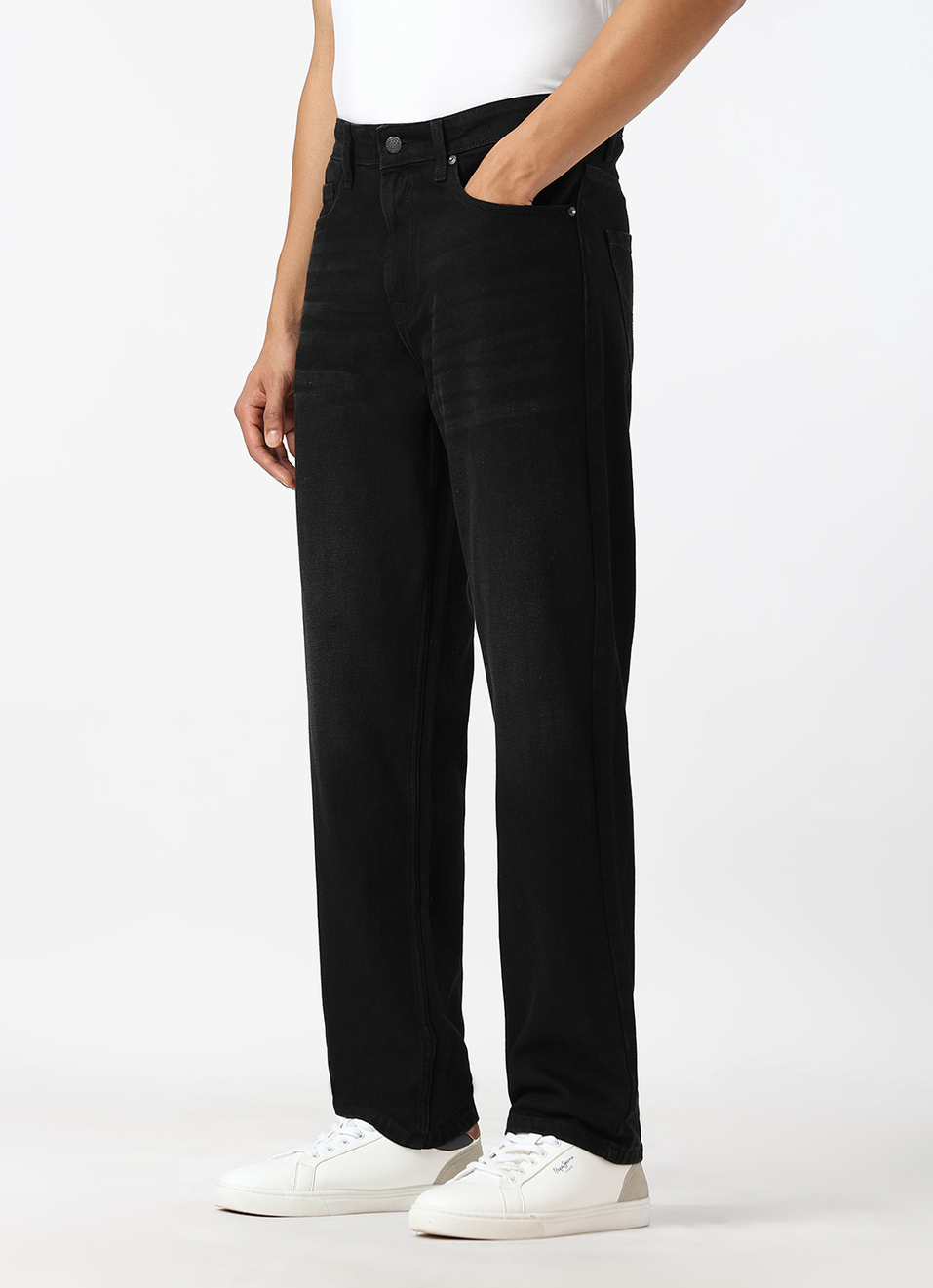 Men Black Baggy Fit Mid Rise Tapered Jeans, , large image number 6