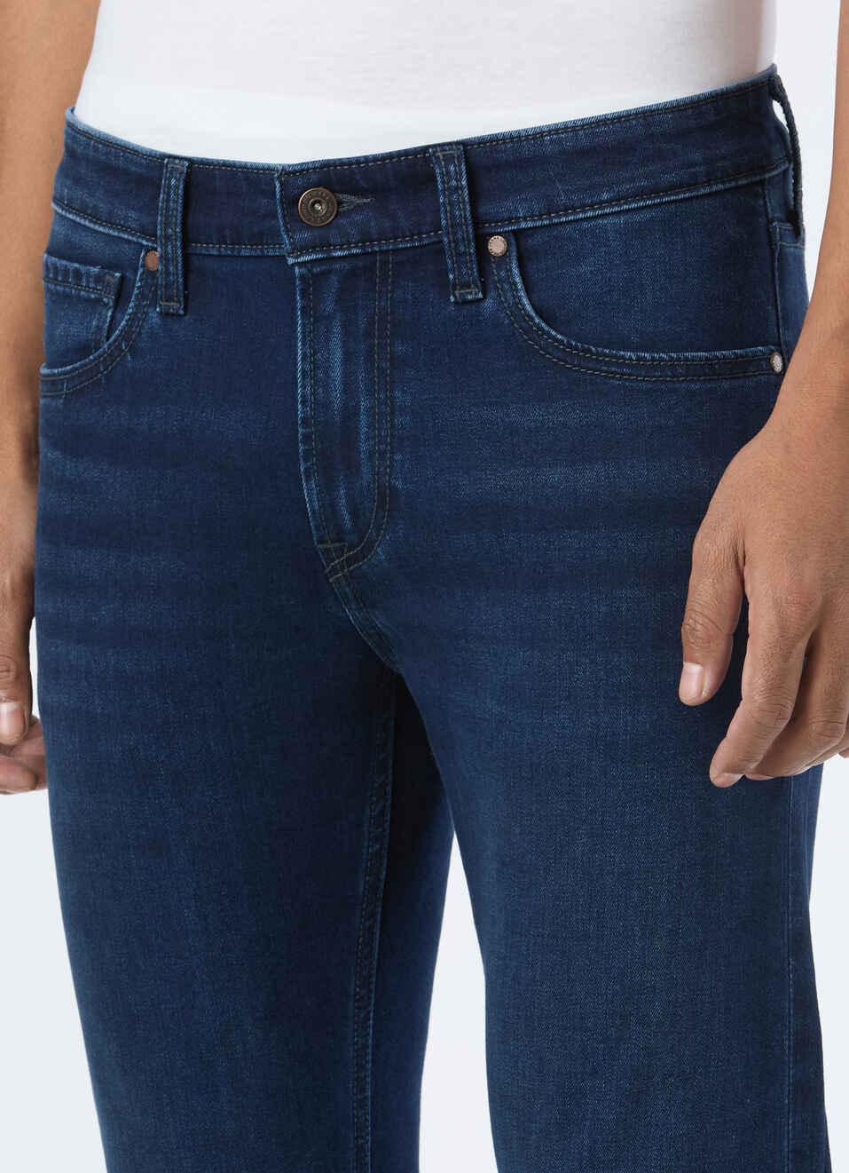 Men Dark Blue Rise Slim Fit Stretchable Jeans, , large image number 4